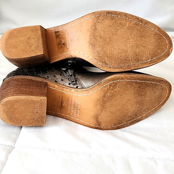 Western Style Booties - Picture 7 of 12